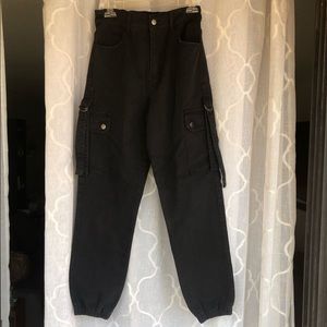 Black cargo pants 🖤